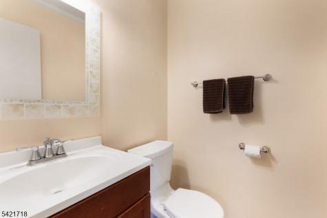 13 Hillside Drive Clinton NJ 08809