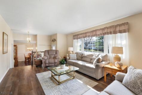 13 Hillside Drive Clinton NJ 08809