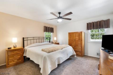 13 Hillside Drive Clinton NJ 08809