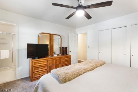 13 Hillside Drive Clinton NJ 08809