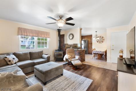 13 Hillside Drive Clinton NJ 08809