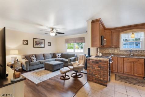 13 Hillside Drive Clinton NJ 08809
