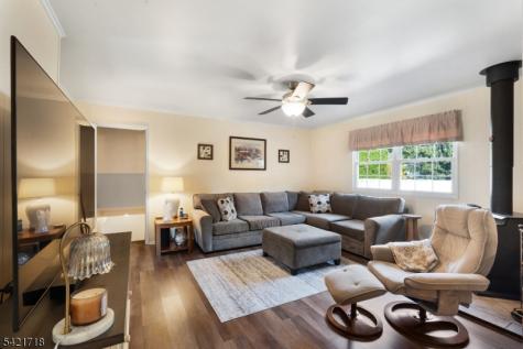13 Hillside Drive Clinton NJ 08809