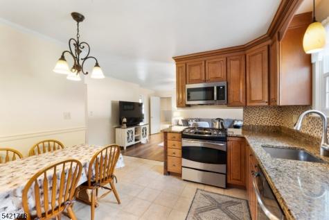13 Hillside Drive Clinton NJ 08809