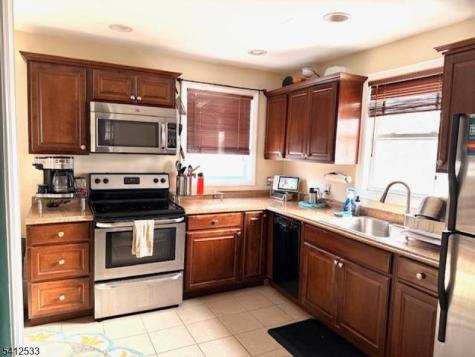 136 Dupont Avenue Hopatcong NJ 07843