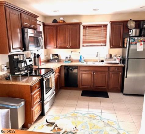 136 Dupont Avenue Hopatcong NJ 07843