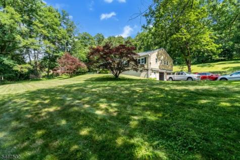 144 Mount Joy Road Holland NJ 08848