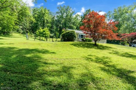 144 Mount Joy Road Holland NJ 08848