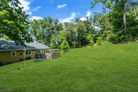 144 Mount Joy Road Holland NJ 08848