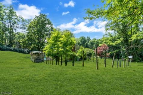 144 Mount Joy Road Holland NJ 08848