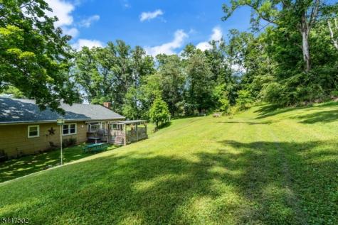 144 Mount Joy Road Holland NJ 08848