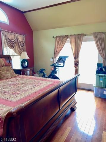 94 Bennington Parkway Franklin NJ 08823