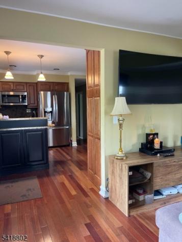 94 Bennington Parkway Franklin NJ 08823