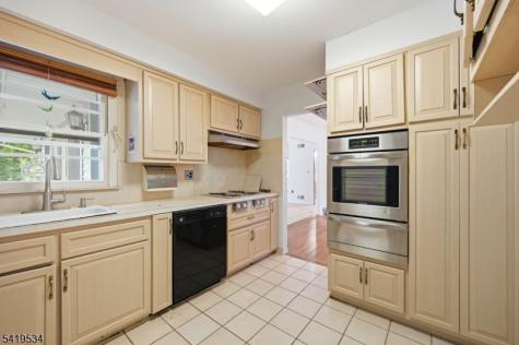 27 Knollwood Road Morristown NJ 07960