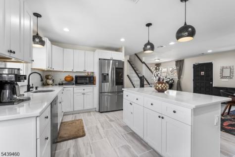 88 Leber Avenue Carteret NJ 07008