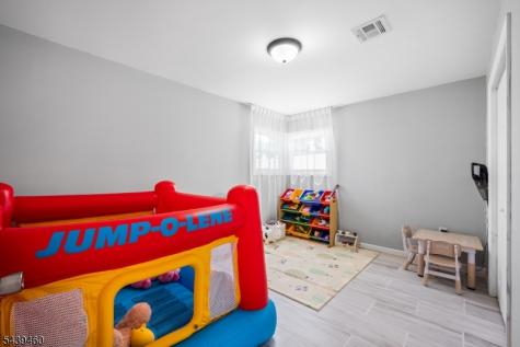 88 Leber Avenue Carteret NJ 07008