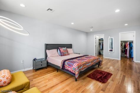 88 Leber Avenue Carteret NJ 07008