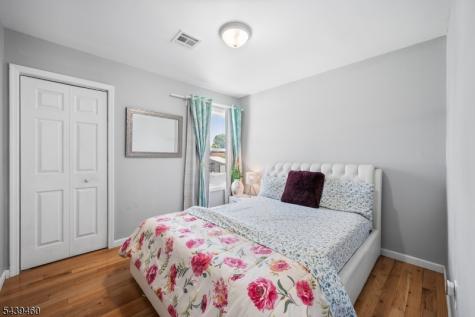88 Leber Avenue Carteret NJ 07008