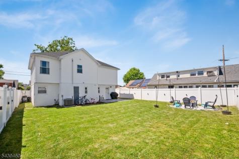 88 Leber Avenue Carteret NJ 07008