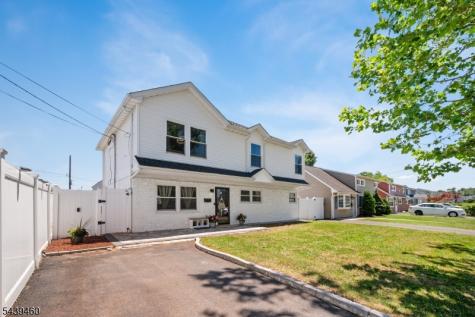88 Leber Avenue Carteret NJ 07008