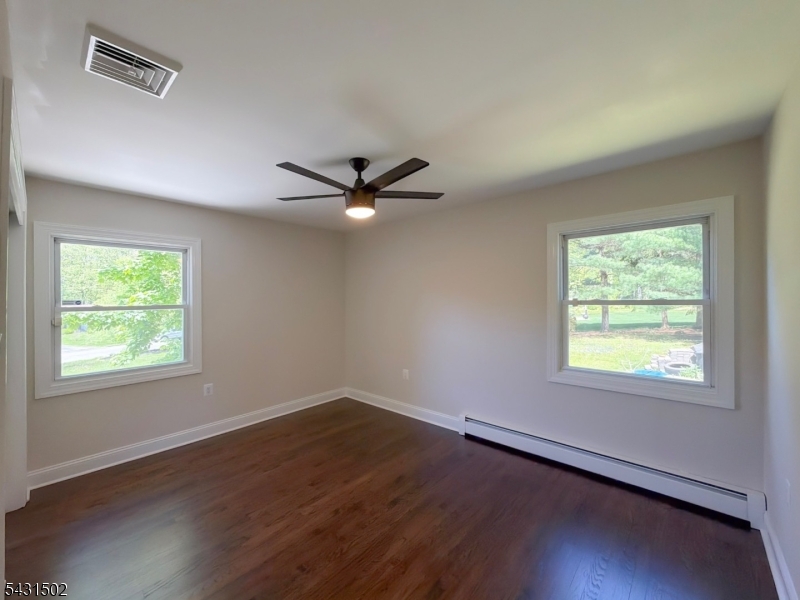 8 Woodland Drive Washington NJ 07853