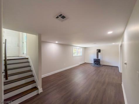 8 Woodland Drive Washington NJ 07853