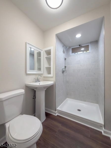 8 Woodland Drive Washington NJ 07853