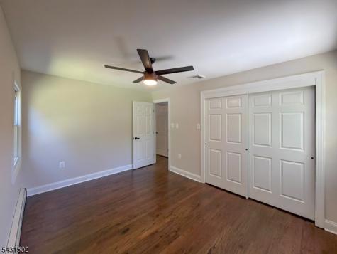 8 Woodland Drive Washington NJ 07853