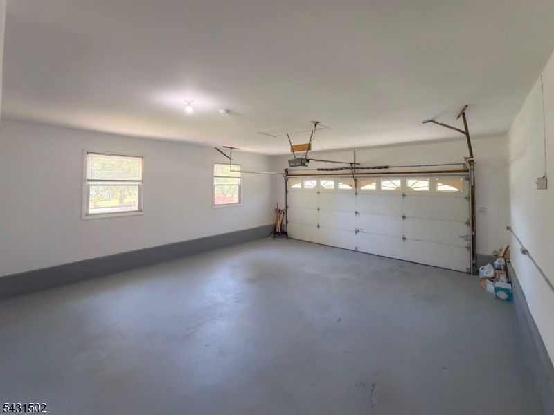 8 Woodland Drive Washington NJ 07853