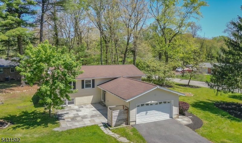 8 Woodland Drive Washington NJ 07853