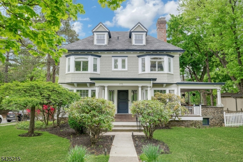 375 Up Mountain Avenue Montclair NJ 07043