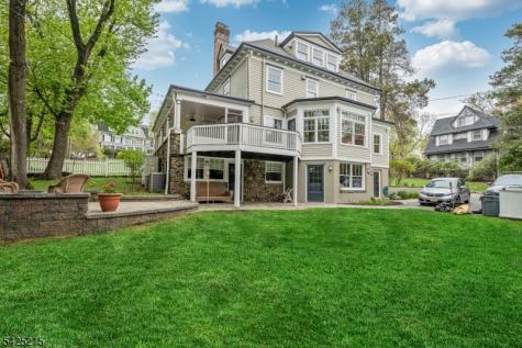 375 Up Mountain Avenue Montclair NJ 07043
