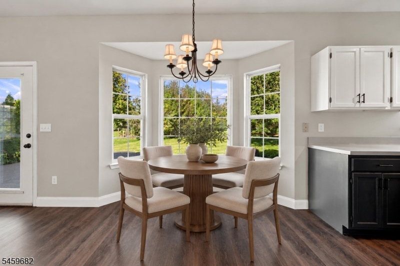 15 Canterbury Lane Mansfield NJ 07840