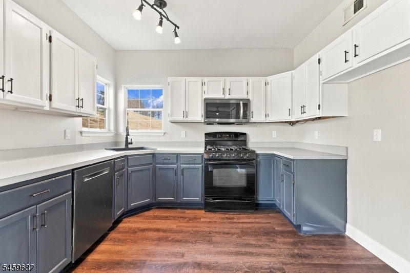 15 Canterbury Lane Mansfield NJ 07840