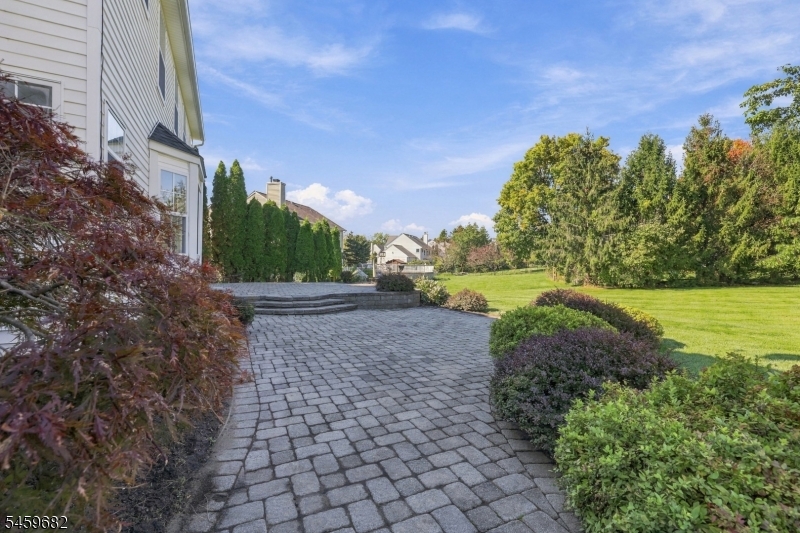 15 Canterbury Lane Mansfield NJ 07840