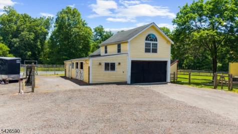179 Lindbergh Road East Amwell NJ 08525