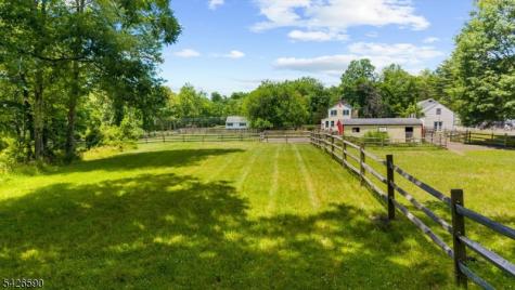 179 Lindbergh Road East Amwell NJ 08525