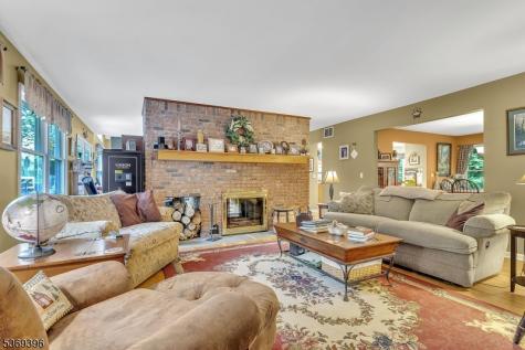 18 Hickory Run Road Lebanon NJ 07830