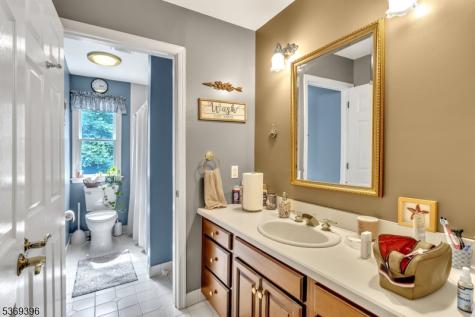 18 Hickory Run Road Lebanon NJ 07830