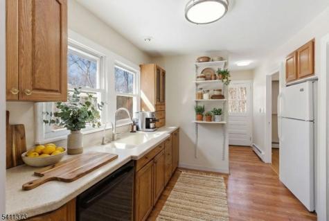 34 Isabelle Avenue Hopatcong NJ 07821