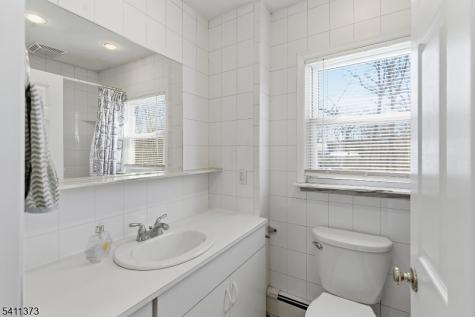 34 Isabelle Avenue Hopatcong NJ 07821