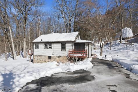 34 Isabelle Avenue Hopatcong NJ 07821