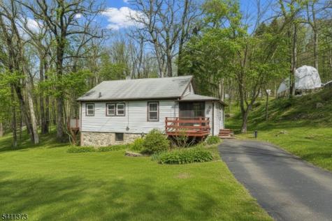 34 Isabelle Avenue Hopatcong NJ 07821
