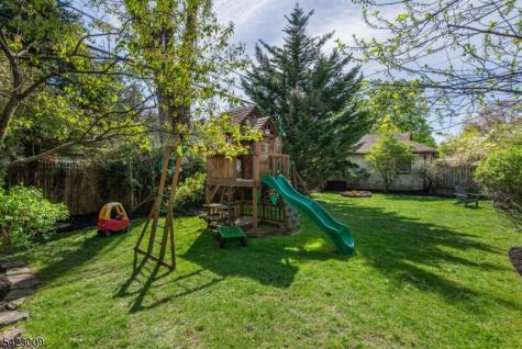 104 Gates Avenue Montclair NJ 07042