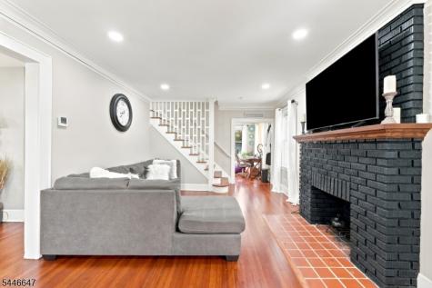 78 Fairmount Terrace East Orange NJ 07018