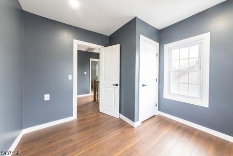 34 Kearney Street Lyndhurst NJ 07071