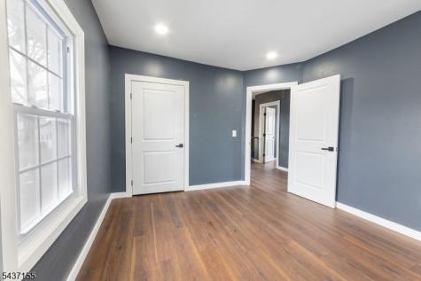 34 Kearney Street Lyndhurst NJ 07071