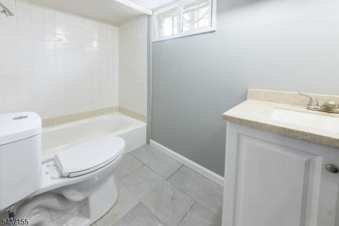 34 Kearney Street Lyndhurst NJ 07071