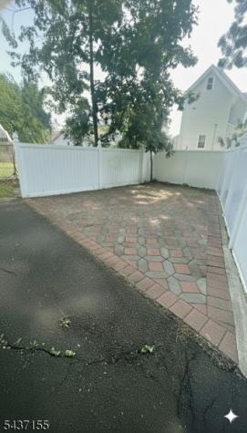 34 Kearney Street Lyndhurst NJ 07071