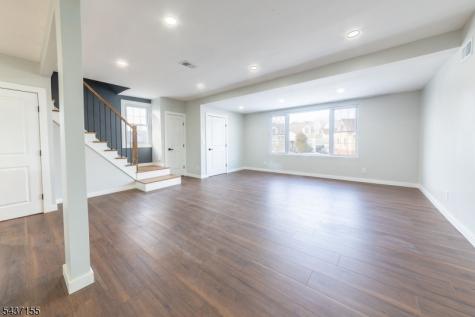 34 Kearney Street Lyndhurst NJ 07071